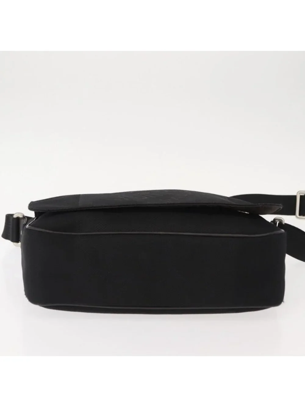 Authentic LOUIS VUITTON Damier Geant Petite Message Shoulder Bag Black M93618